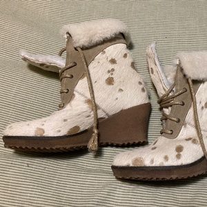 Funky Winter wedge boots